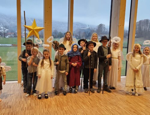 Adventsnachmittag in der Turnhalle